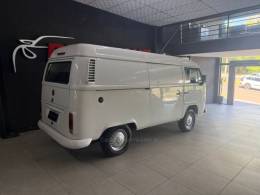 VOLKSWAGEN - KOMBI - 2013/2013 - Branca - Sob Consulta