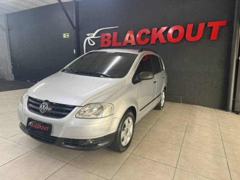 VOLKSWAGEN - SPACEFOX - 2009/2009 - Prata - Sob Consulta