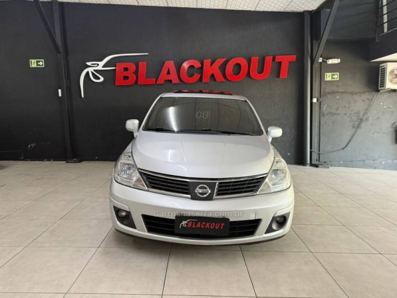 NISSAN - TIIDA - 2008/2008 - Prata - R$ 35.900,00