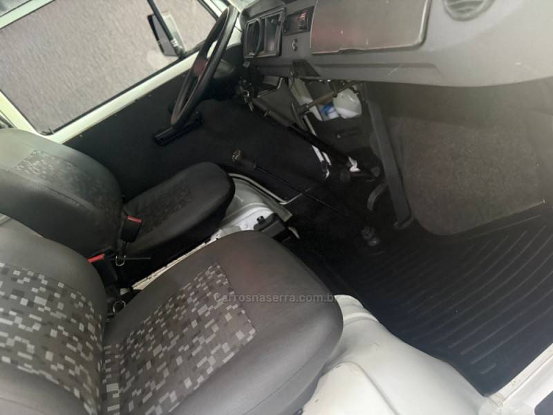 VOLKSWAGEN - KOMBI - 2013/2013 - Branca - Sob Consulta