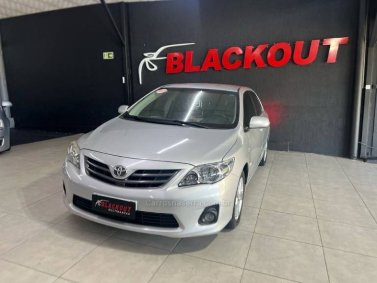 TOYOTA - COROLLA - 2013/2013 - Prata - R$ 69.900,00