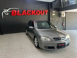 CHEVROLET - ASTRA - 2004/2004 - Cinza - R$ 32.900,00