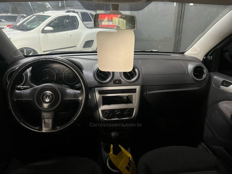 VOLKSWAGEN - GOL - 2013/2014 - Prata - Sob Consulta